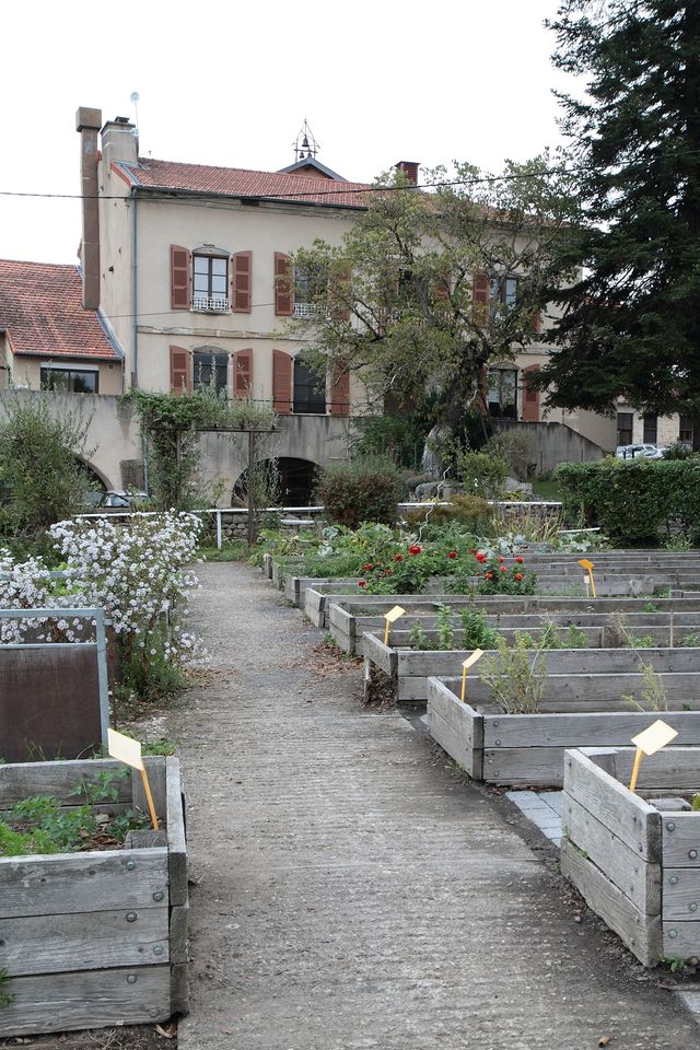 Centre Escolore (ESAT), 63160 &Eacute;gliseneuve-pr&egrave;s-Billom (Puy-de-Dôme)